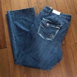 New with Tags 22W Maurice’s Slim Bootcut Jeans
